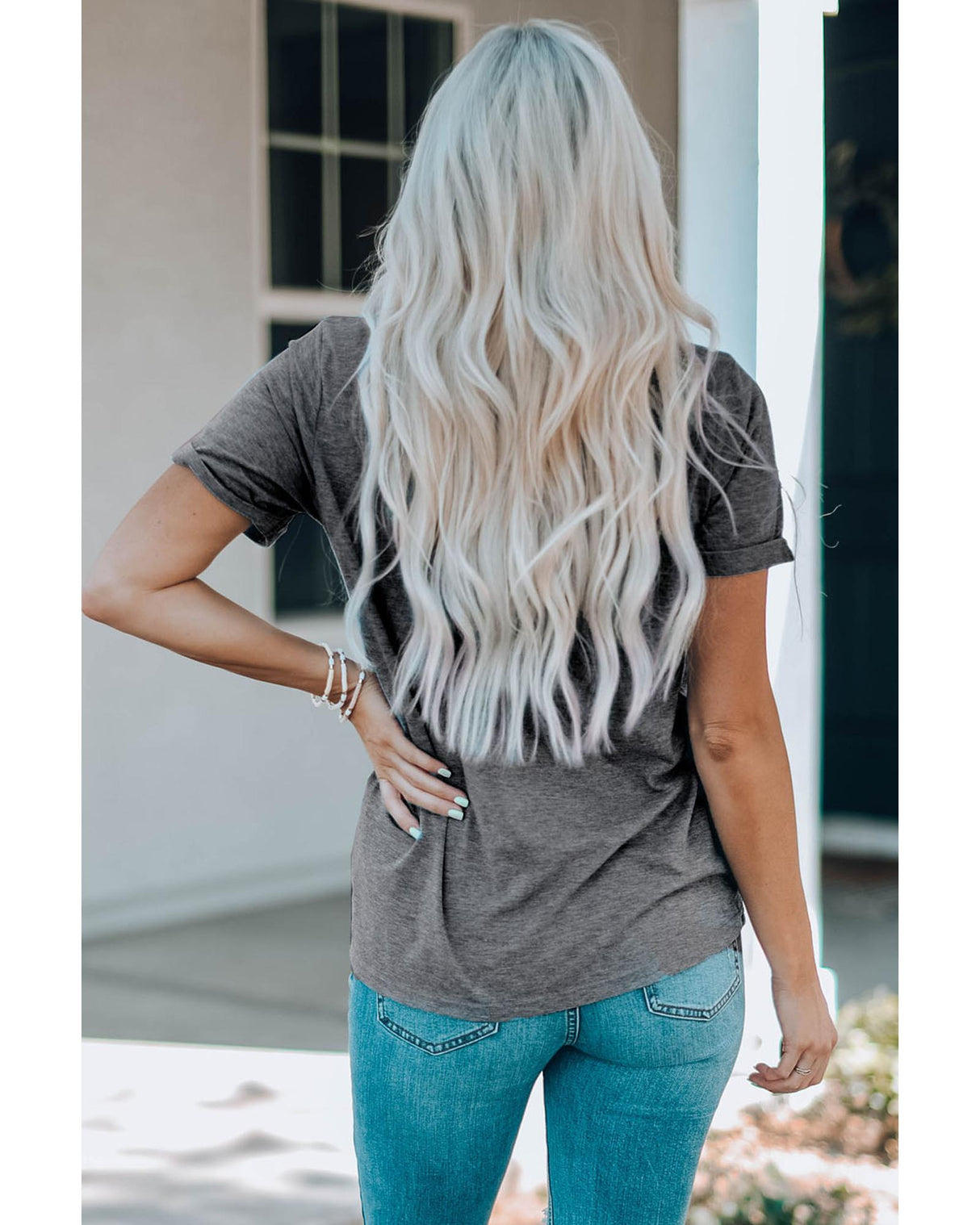 Azura Exchange Snowflake Christmas Tee with Santa Hat - Size S