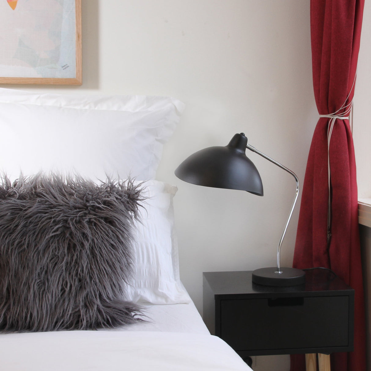 Modern Black Abby Table Lamp