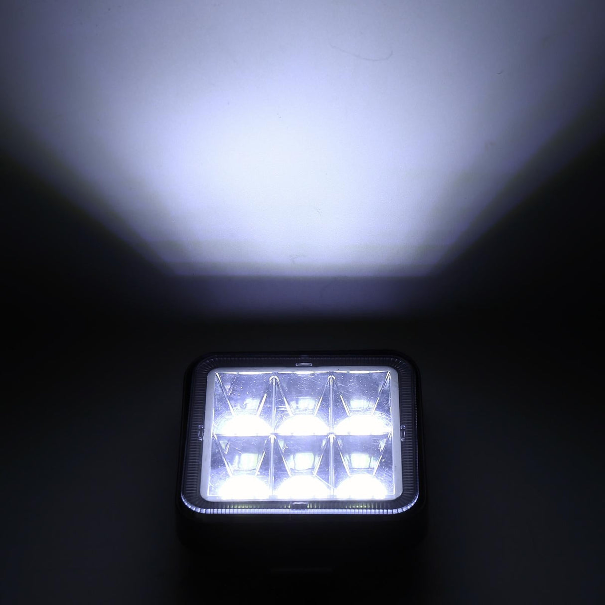 Car Square Work Light With 6 Cob Lamp Beads