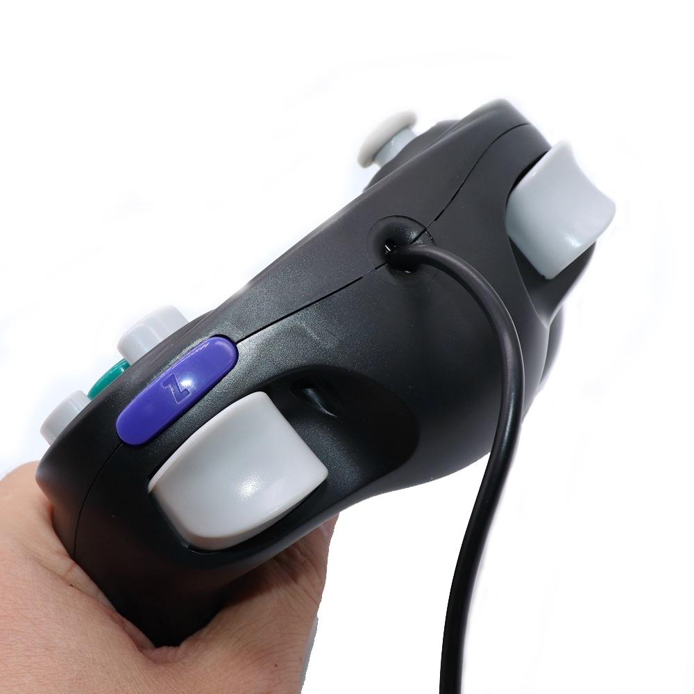 2-pack Wired Vibrating Game Controller for Nintendo Ngc / Wii - Red