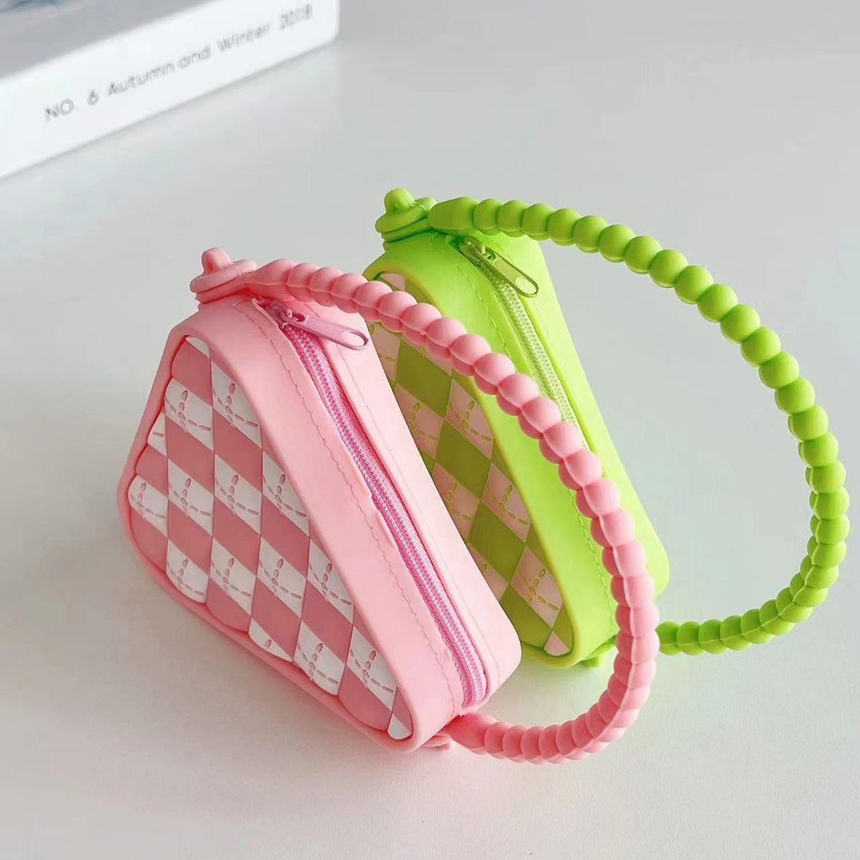 Mini Diamond Shaped Silicone Shoulder Bag - Rosered