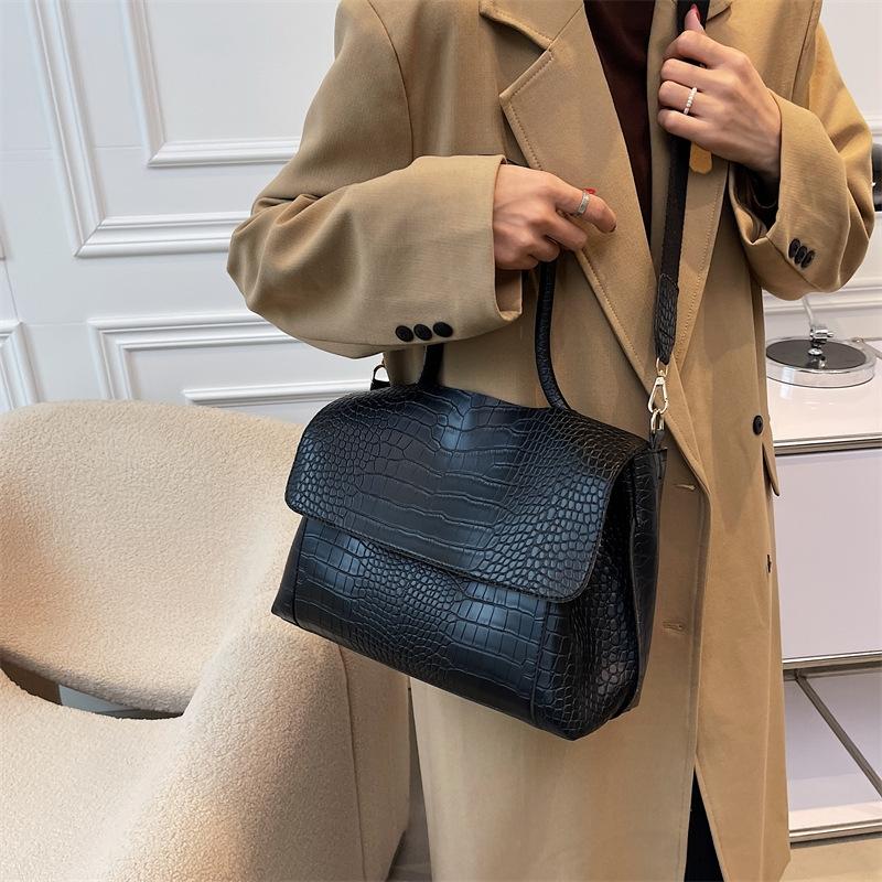 Stylish Winter Crossbody Tote For Women - Black
