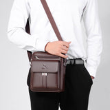 Large Capacity Men Retro Messenger Bag - Black