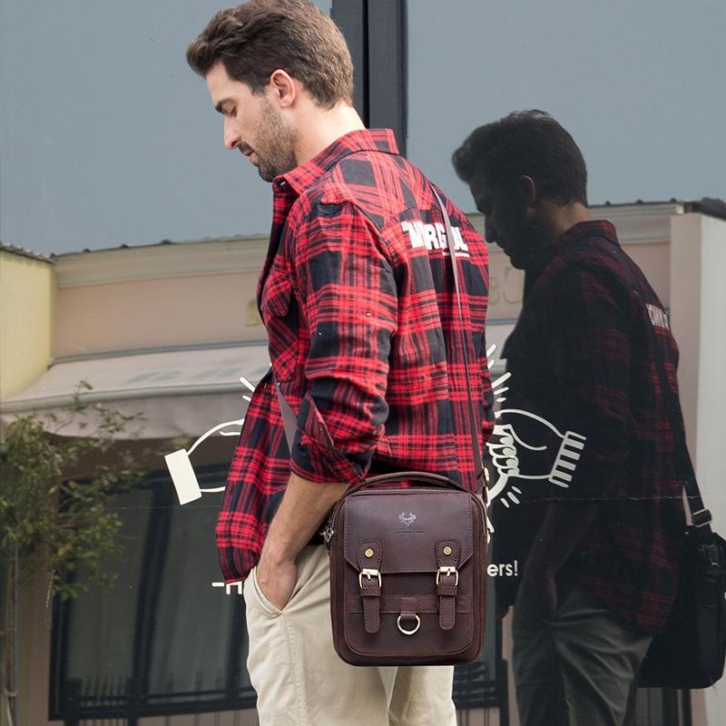 Retro Leather Men Crossbody Bag Brown