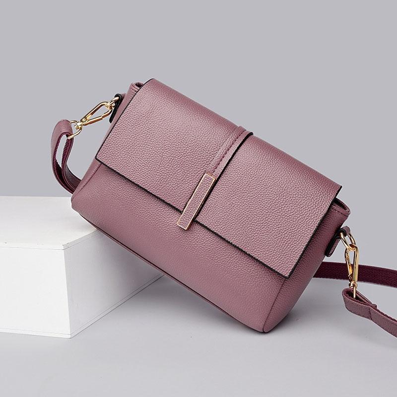 Spacious Women Shoulder Bag For Commuting - Red Wine