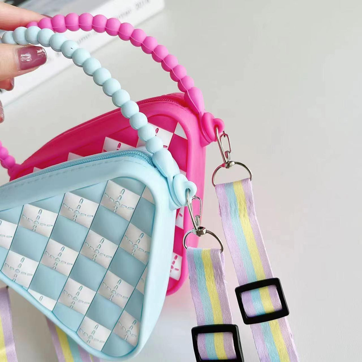 Mini Diamond Shaped Silicone Shoulder Bag - Pink