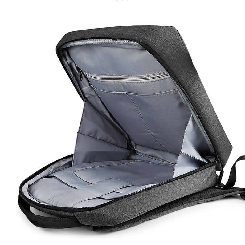 Spacious Laptop Bag for Professionals - Large Capacity - Elegant Gray