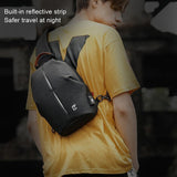 Waterproof Usb Chest Bag For Men Casual Shoulder Messenger - Close-Up Angle