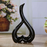 Creative Heart-shaped Ceramic Flower Vase for Home Office or Wedding Decor - Red - 45-Degree Angle