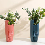 Thickened Drop-proof Vase with Dried Flower Ornaments - Light Green - Close-Up Angle