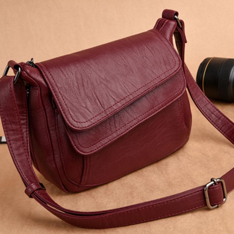 Stylish Leather Shoulder Bag For Summer - Red