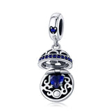 925 Sterling Silver Surprise Love Pendant For Diy Bracelets & Necklaces - Dark Green - Low Angle