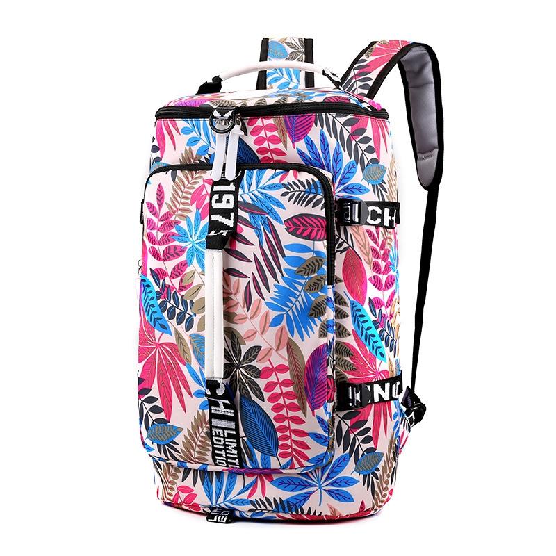 Versatile Travel and Hiking Backpack - 18l - Red Maple Leaf