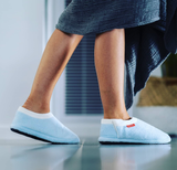 ARCHLINE Orthotic Slippers Closed Scuffs Pain Relief Moccasins - Sky Blue - EUR 38 - Extra Image