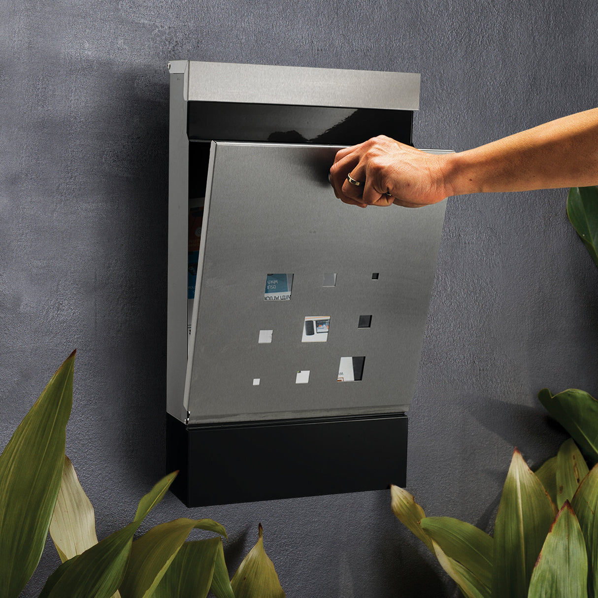 Sandleford Stainless Steel Wall-Mounted Lockable Mailbox Caddy