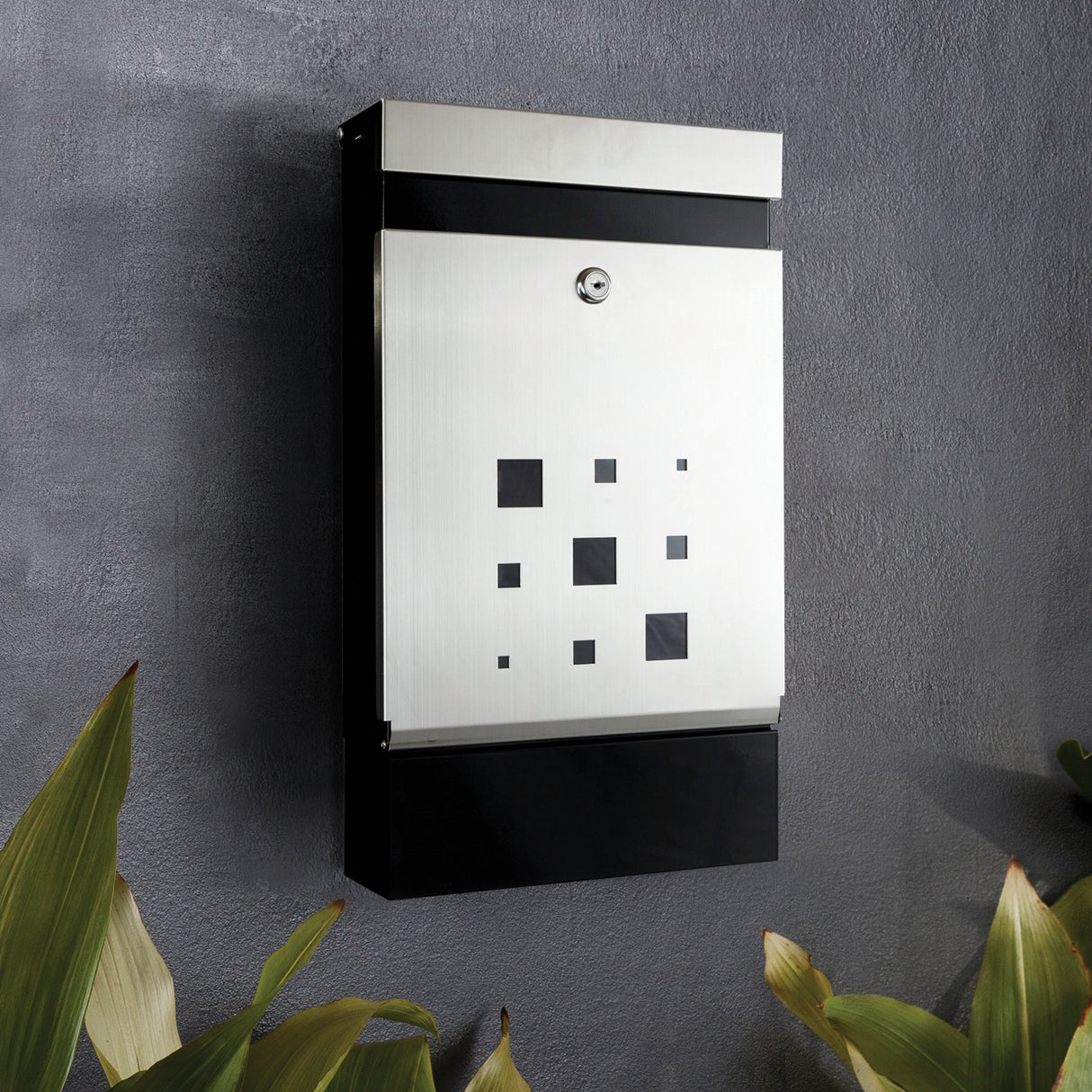 Sandleford Stainless Steel Wall-Mounted Lockable Mailbox Caddy