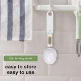 Weighing Electronic Digital Spoon Scale LCD Display Kitchen Food Measuring Tools - Close-Up Angle