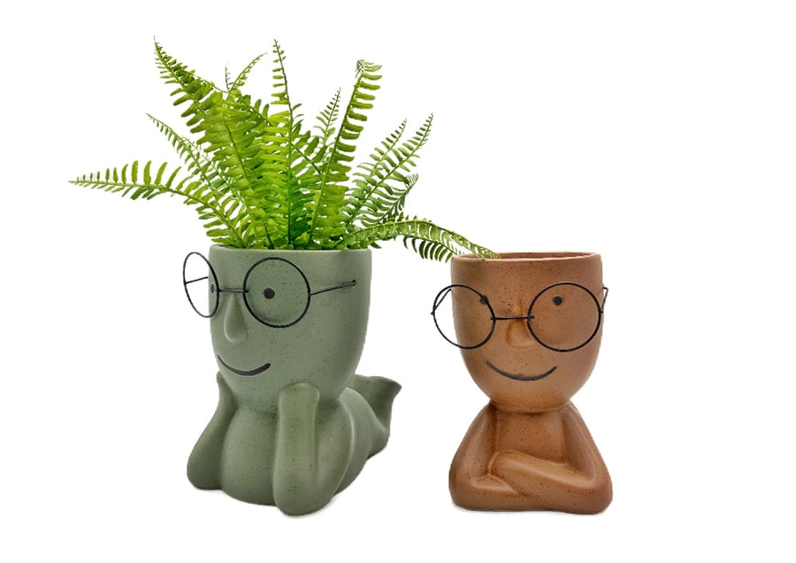 Set 2 Relaxing Man w Glasses Planters Assort 22cm