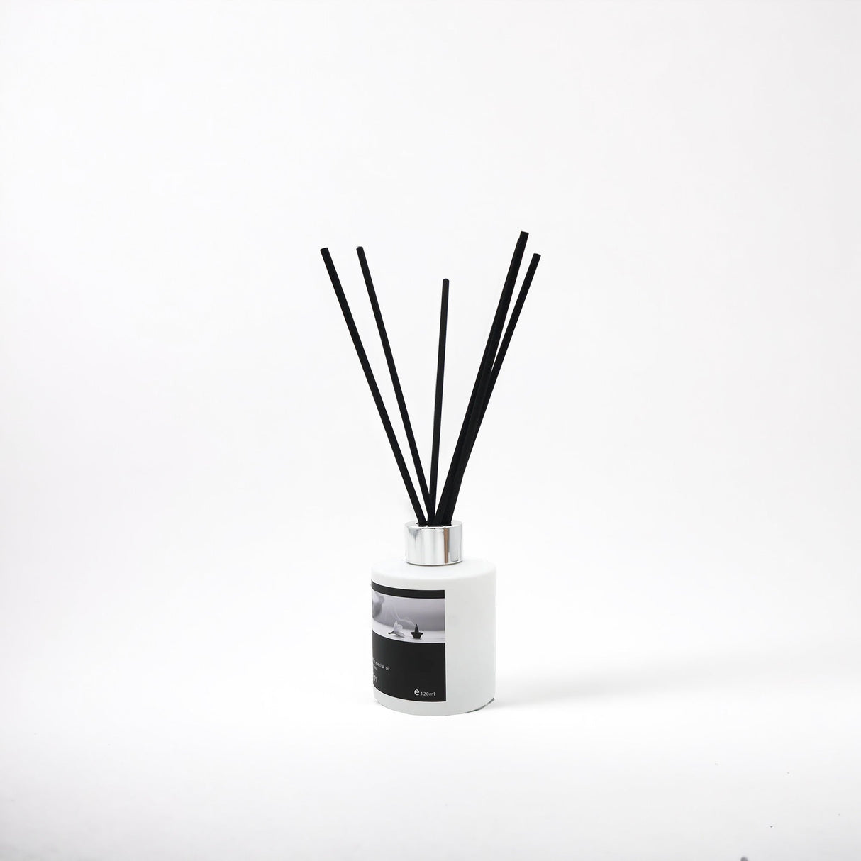 Calming Aroma Diffuser with Rattan Reeds