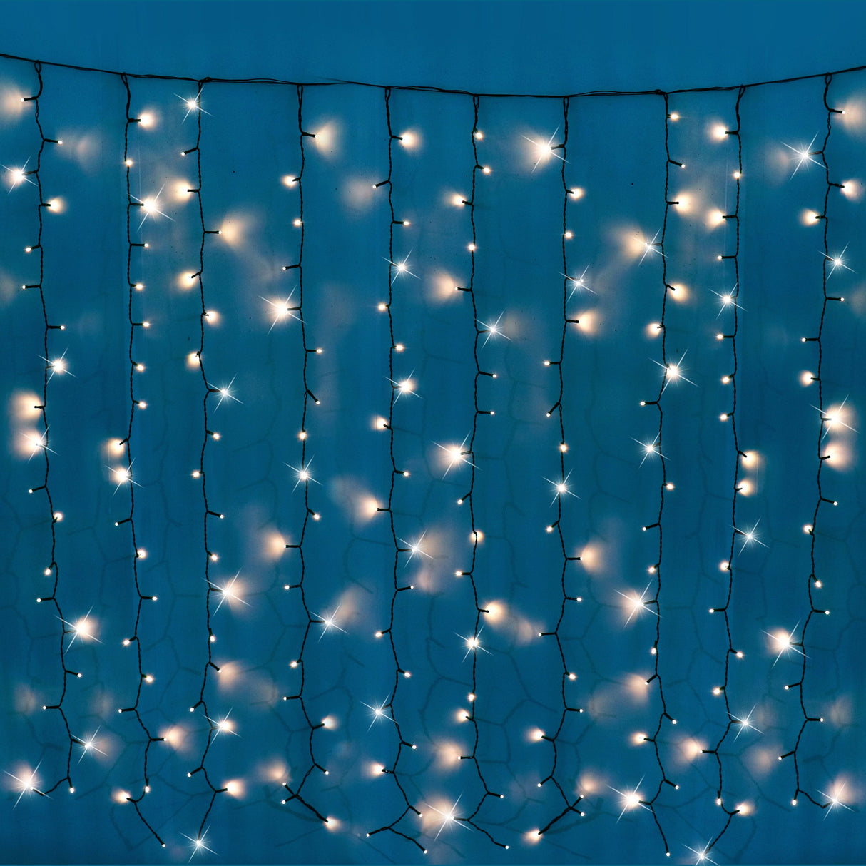 200 LED Battery-Powered Fairy Curtain Lights – 140 x 140cm, Available in 3 Elegant Colors - Warm White