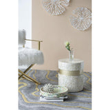 CANCUN SHELL STOOL/TABLE - Close-Up Angle