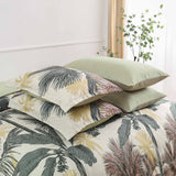Soft Floral Leaf Comforter Set, King Size, Warm Quilted Bedding with Pillowcases - Extra Image