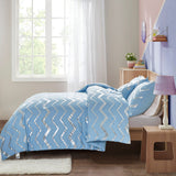 Metallic Print Comforter Set, King Size, Chic 3-Piece Bedding with Pillowcases - Close-Up Angle