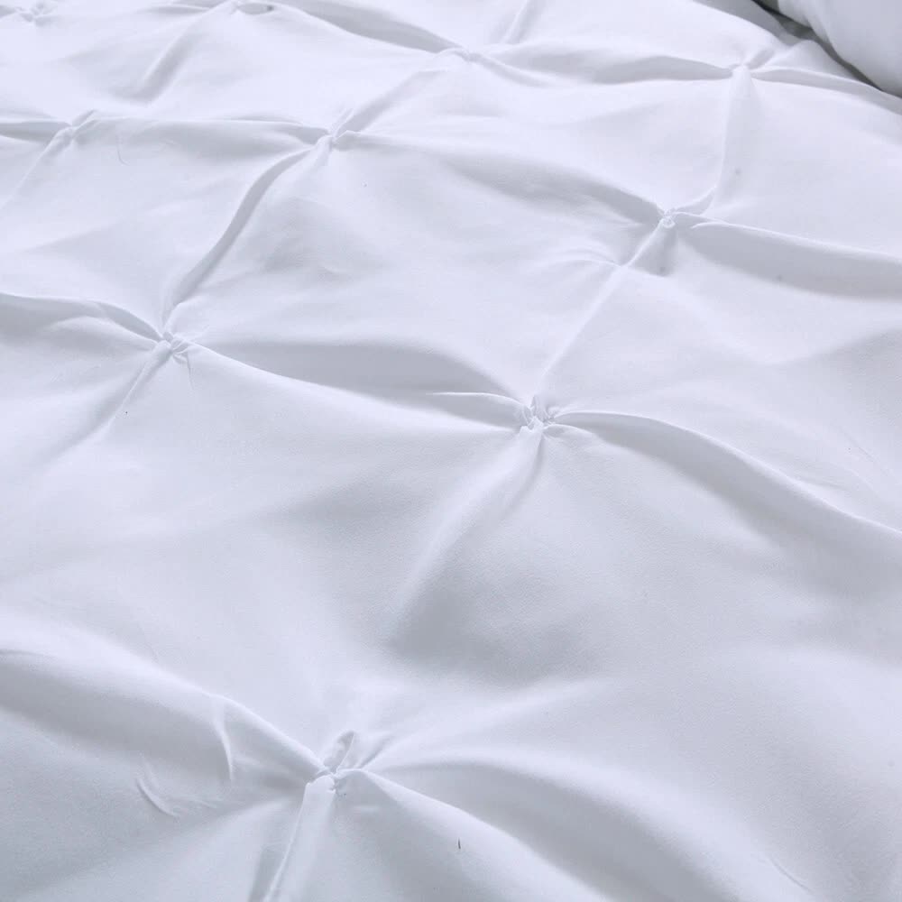 Minimal Mood white Comforter Collection – Modern 3‐Piece Set