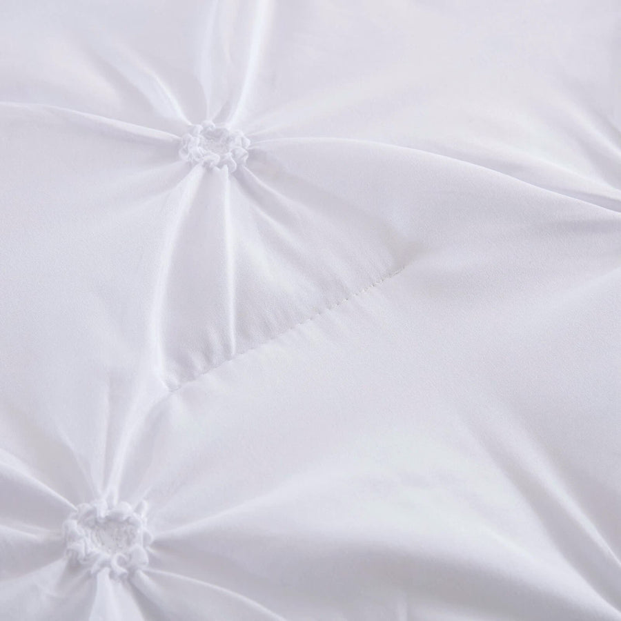 Minimal Mood white Comforter Collection – Modern 3‑Piece Set
