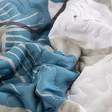 Intricate Quilted Coverlet and Pillowcases Set: Artistry in Every Stitch - Queen size - Extra Image