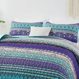 Tranquil Quilted coverlet and pillowcovers set: Perfect for Relaxation - Queen size - Side View