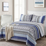 Sophisticated Quilted Coverlet and Pillowcases Set: A Timeless Addition - Queen size - Front View