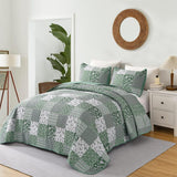 Delightful Quilted bedspread and pillowcovers set: Indulge in Comfort - Queen size - Front View