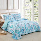 Inviting Quilted bedspread and pillowcovers set: Ideal for All Seasons - Queen size - Front View