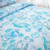 Inviting Quilted bedspread and pillowcovers set: Ideal for All Seasons - Queen size - Top-Down View
