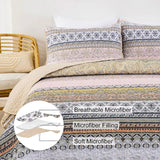Crafted Quilted Bedspread and Pillowcases Set: A Testament to Skilled Craftsmanship - Queen size - Close-Up Angle