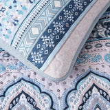 Cozy Quilted Coverlet and Pillowcases Set: A Hug for Your Bed - Queen size - Close-Up Angle