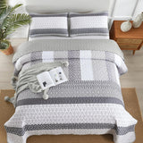 Bespoke Quilted Bedspread and Pillowcases Set: Tailored Luxury for Your Home - Queen size - Front View