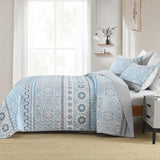 Joyful Quilted coverlet and pillowcovers set: Brighten Up Your Bedroom - Queen size - Side View