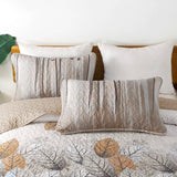 Kaleidoscope Quilted bedspread and pillowcovers set: Vibrant and Fun - Queen size - Close-Up Angle