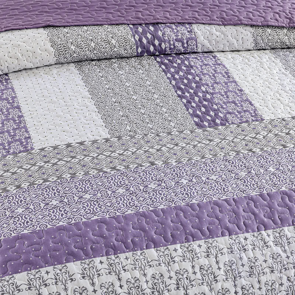 Bohemian Purple and White Quilted Bedspread or Coverlet Set and matching pillowcases