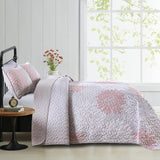 Mosaic Quilted coverlet and pillowcovers set: Unique Patchwork Design - Queen size - Top-Down View