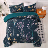 Abstract Quilted coverlet and pillowcovers set: Unique and Artistic - Queen size - Front View