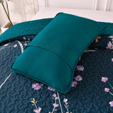 Abstract Quilted coverlet and pillowcovers set: Unique and Artistic - Queen size - Rear View