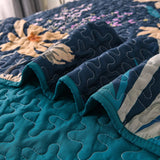 Abstract Quilted coverlet and pillowcovers set: Unique and Artistic - Queen size - Low Angle