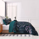 Abstract Quilted coverlet and pillowcovers set: Unique and Artistic - Queen size - Extra Image