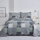 Vivacious Quilted bedspread and pillowcovers set: Full of Life and Energy - Queen size - Rear View