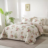 Artisan Quilted Coverlet and Pillowcases Set: A Masterpiece for Your Bed - Queen size - Front View