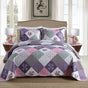 Quaint Quilted bedspread and pillowcovers set: Perfect for a Cozy Retreat - Queen size