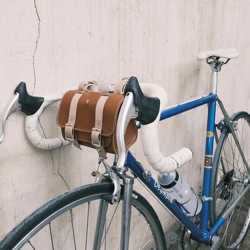 Brown Vintage Bicycle Handlebar Bag  Universal Front & Rear Bike Accessory for Commuting and Cycling
